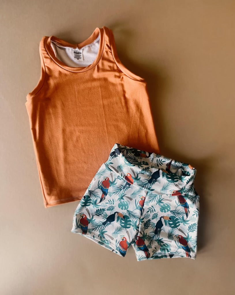 4T Sunny Tank & Olive Middies