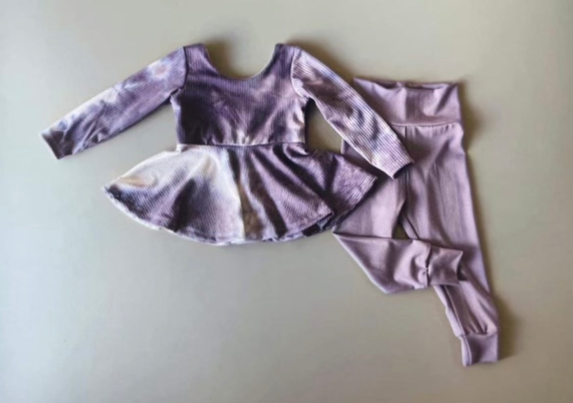 RTS - 9/12m Twirl Top & Leggings