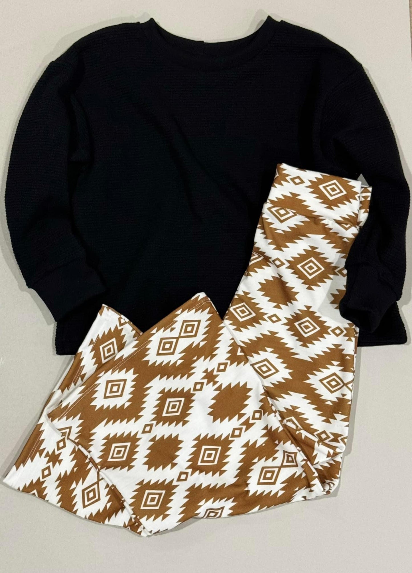 RTS 4T Oversized Tee & Daphnes