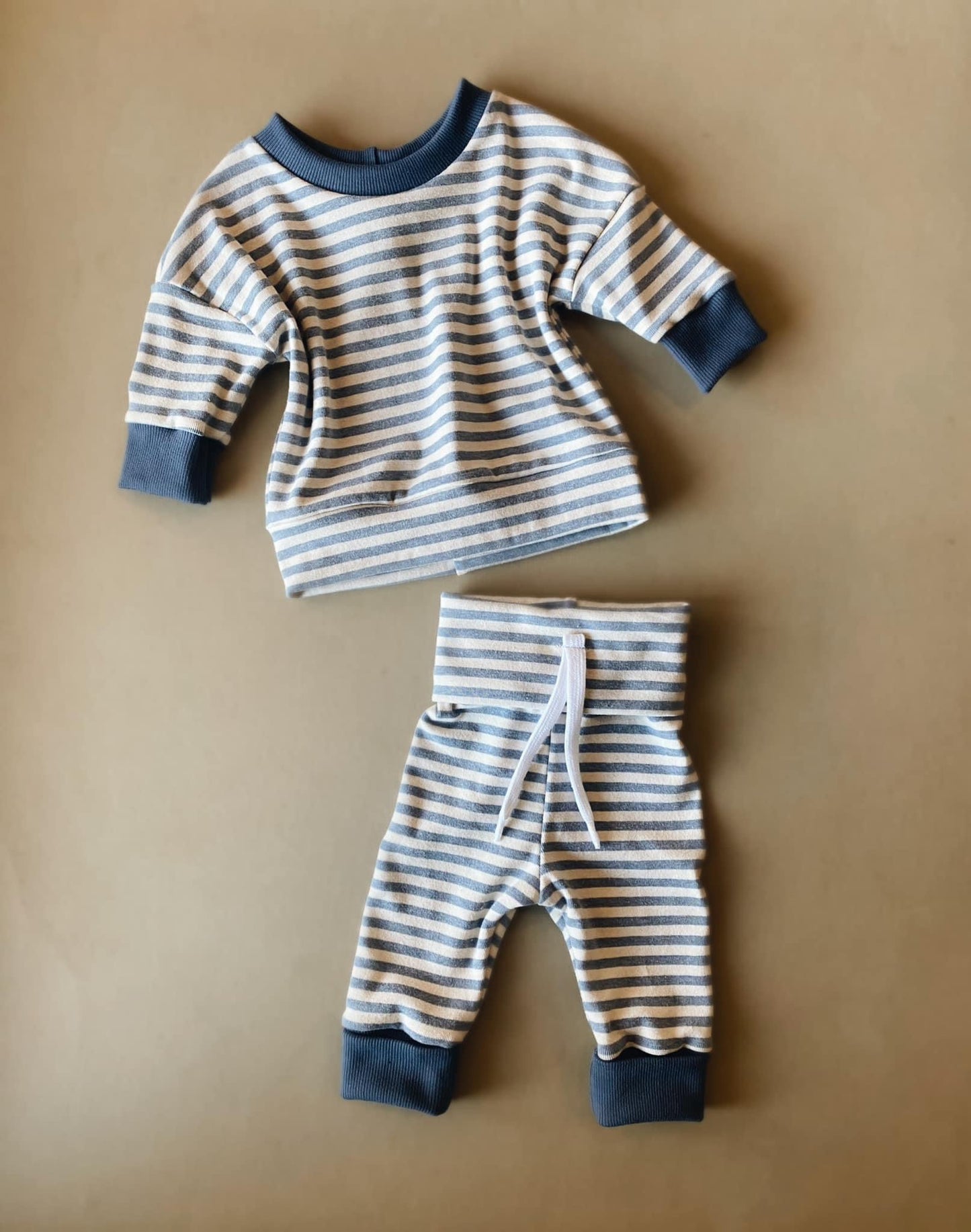 M. Huggins - RTS 0/3m Dolman & Joggers