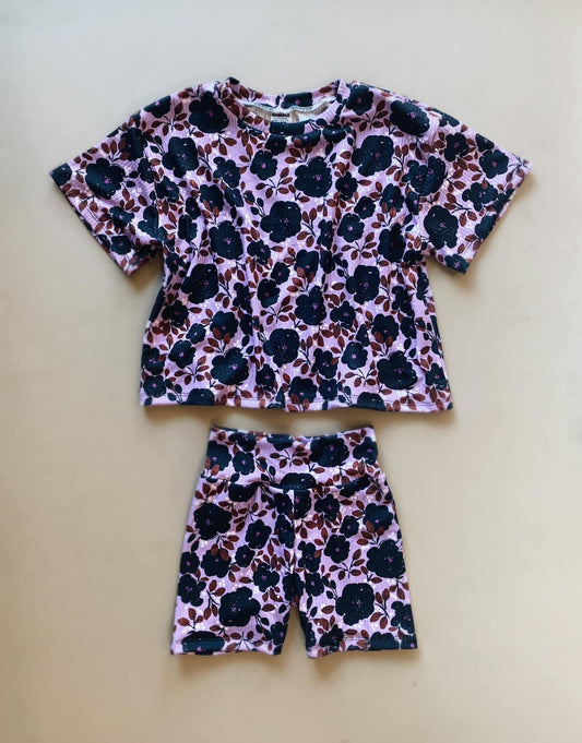 T. Gillispie - RTS 2T Oversized Tee & Bikers